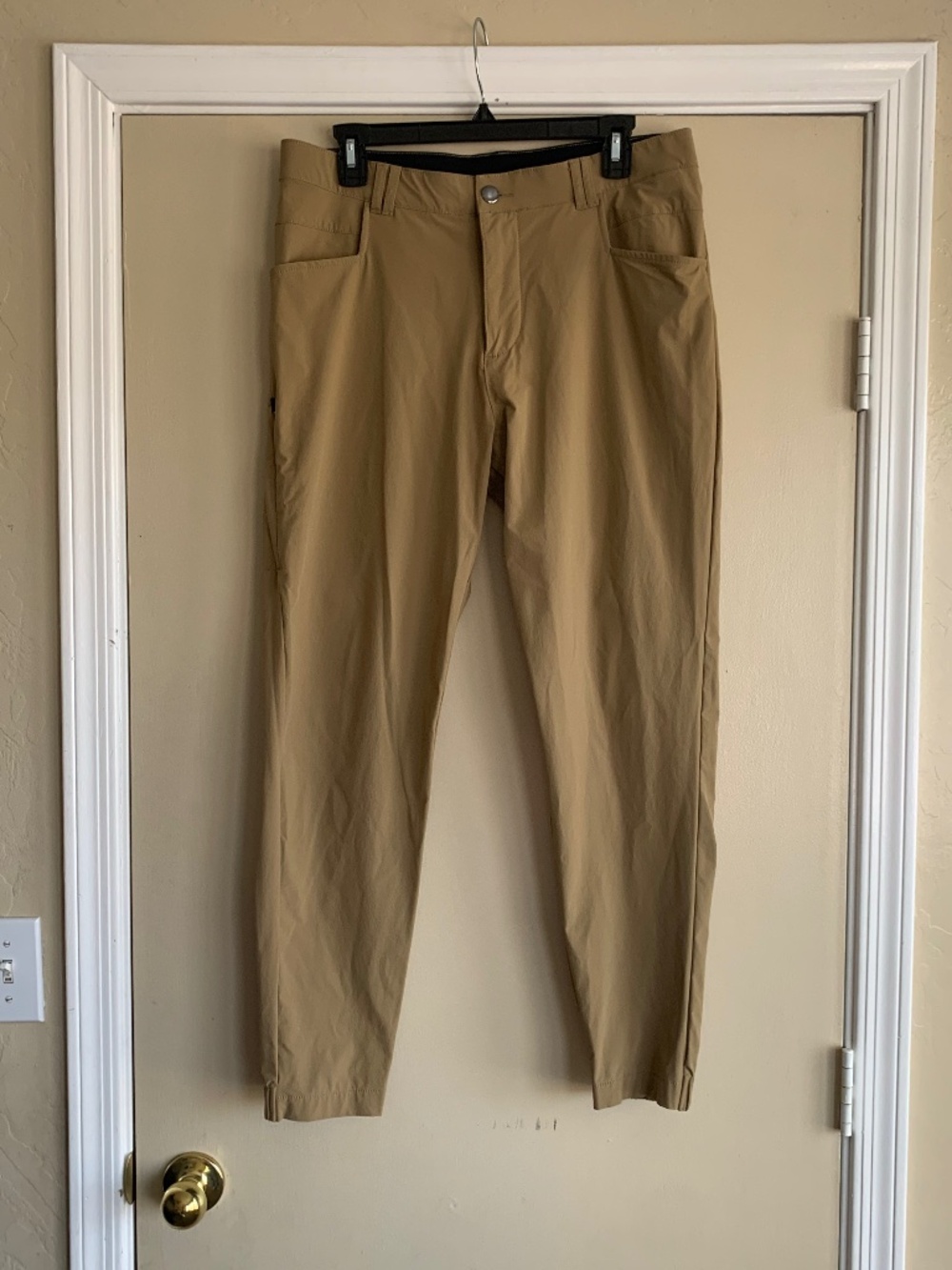BYLT Basics ACE Jogger Pants Khaki Tan Performance Sporty Casual Sz.33